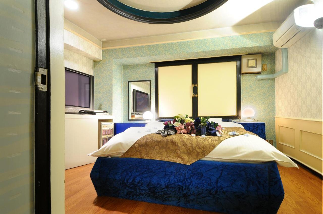 Namba Alpha (Adults Only) Hotel Osaka Exterior photo