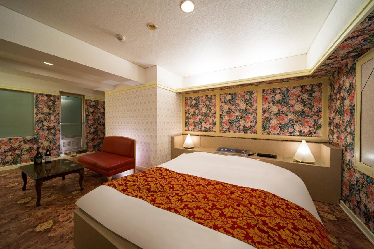 Namba Alpha (Adults Only) Hotel Osaka Exterior photo