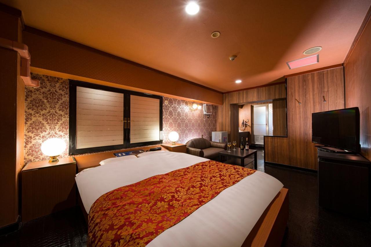 Namba Alpha (Adults Only) Hotel Osaka Exterior photo