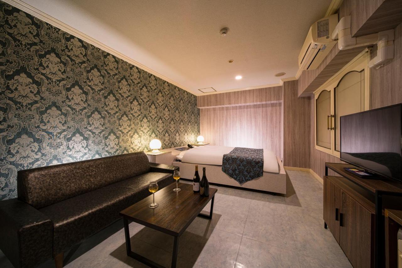 Namba Alpha (Adults Only) Hotel Osaka Exterior photo