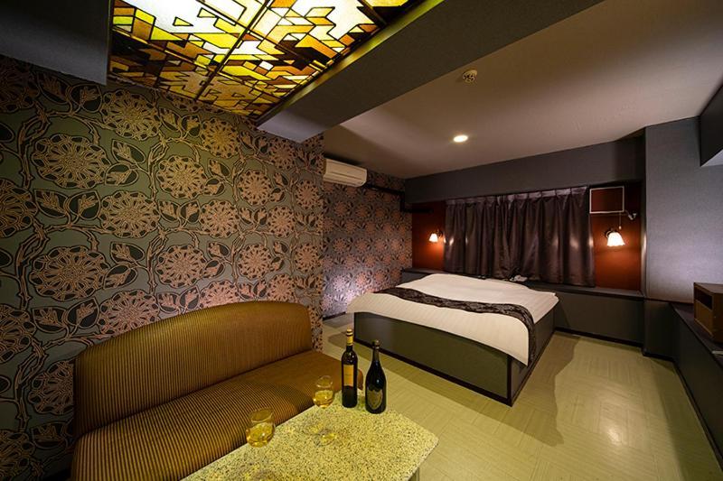 Namba Alpha (Adults Only) Hotel Osaka Exterior photo